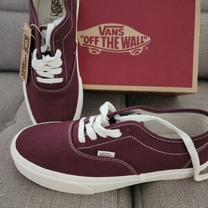 Vans New in Box Doheny Shoes Men's 8/ Women's 9.5